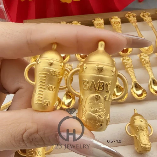 Bình sữa vàng 24k – Quà tặng cho bé